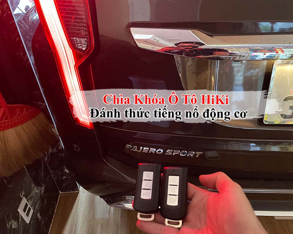 lam chia khoa xe mitsubishi pajero sport 2020