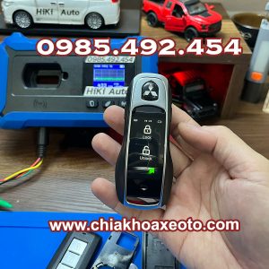 chia khoa cam ung mitsubishi attrage